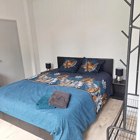 Rdc Centre - Local Vélos Disponible